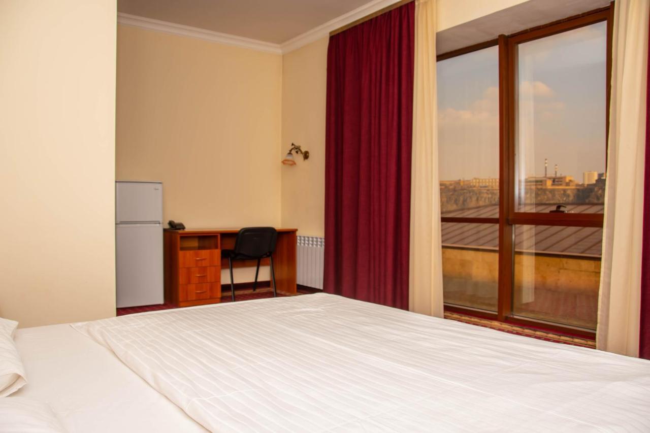 Olympavan Hotel Jerevan Exteriér fotografie