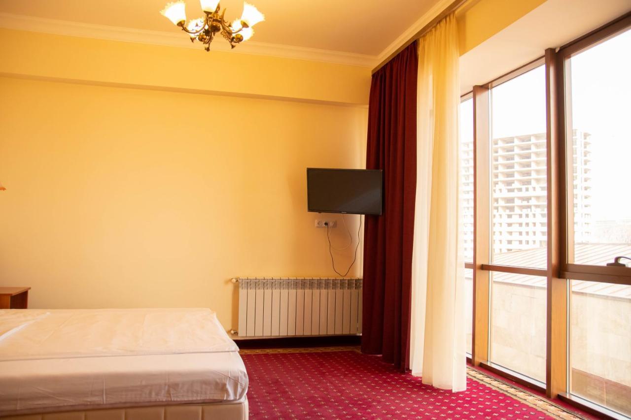 Olympavan Hotel Jerevan Exteriér fotografie