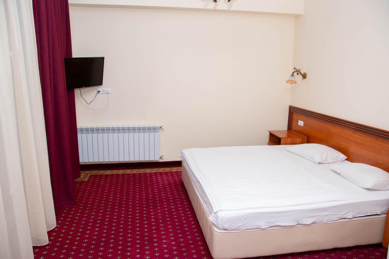 Olympavan Hotel Jerevan Exteriér fotografie