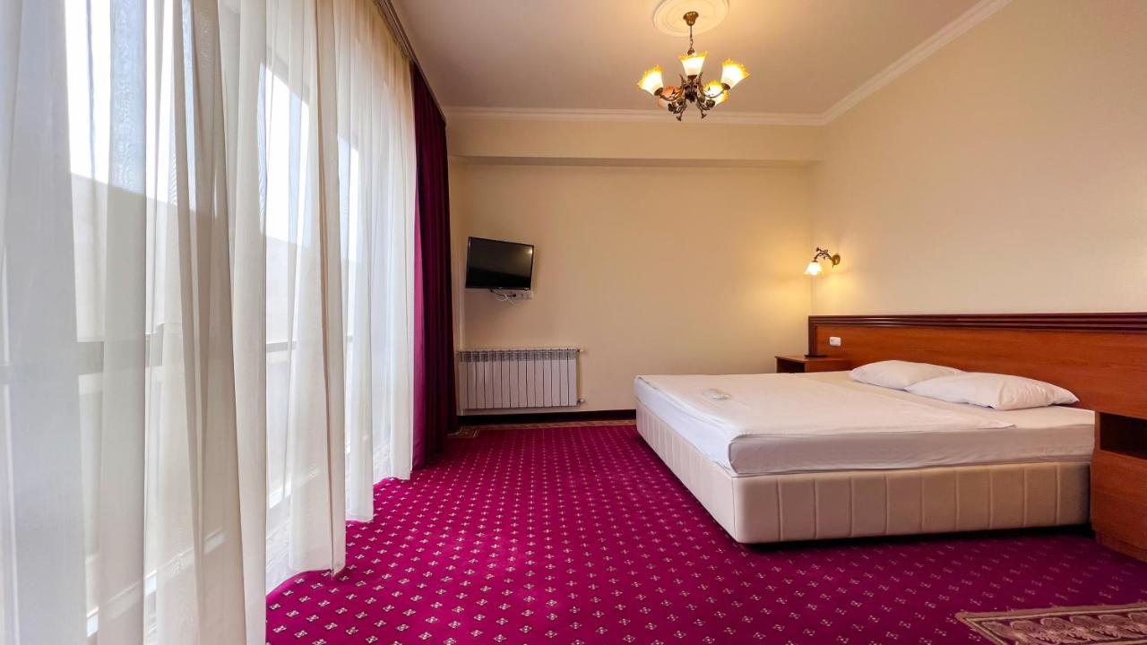 Olympavan Hotel Jerevan Exteriér fotografie